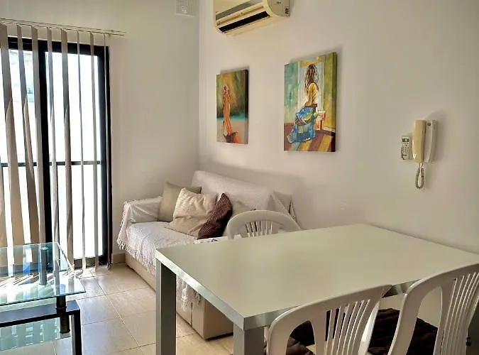 Dhalia Apartments - St. Julians